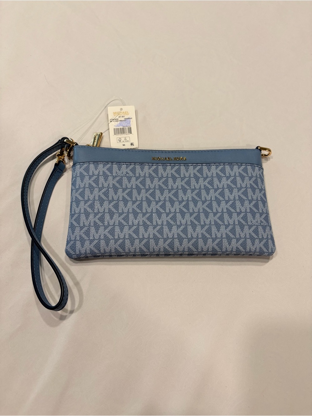 NWT Michael Kors Jet Set Medium Convertible Top Zip Wristlet — Chambray